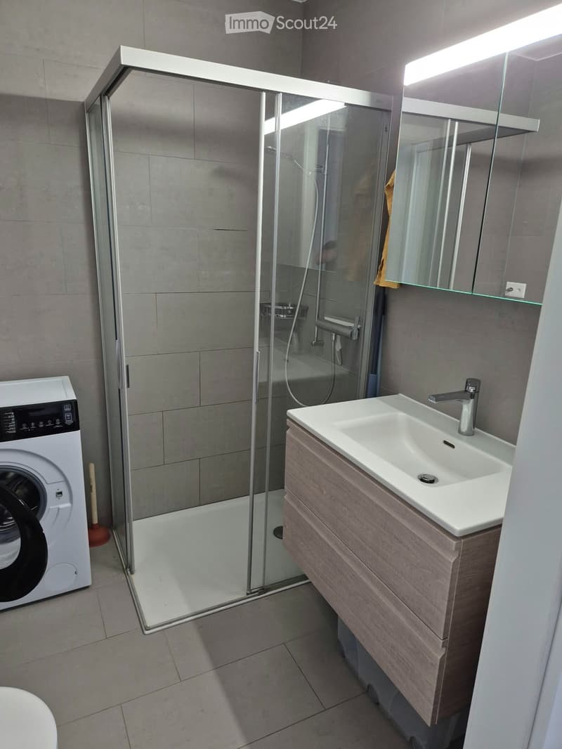 STUDIO au 3 ème étage dans un quartier très calme (3)
