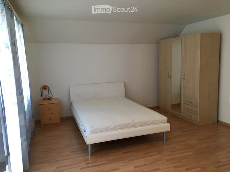 1-Zimmer Studio teilmöbliert mit Balkon (3)