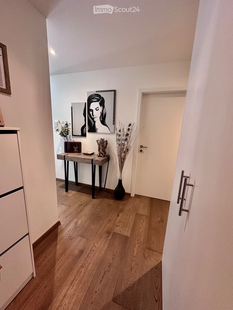 À louer : 3,5 pièces avec 2 places intérieurs (5)