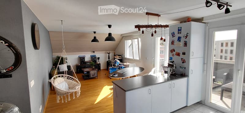 Appartement 3.5 pcs, lumineux, combles (1)