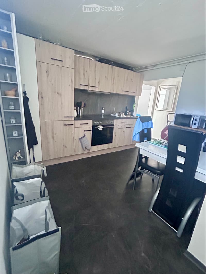 Gemütliche 2.5 Zimmer Wohnung in Corgémont (2)