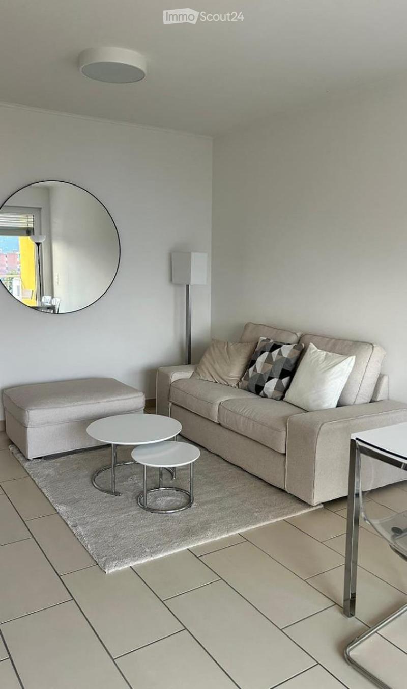 Charmante 2,5-Zimmer-Wohnung zu vermieten. (2)