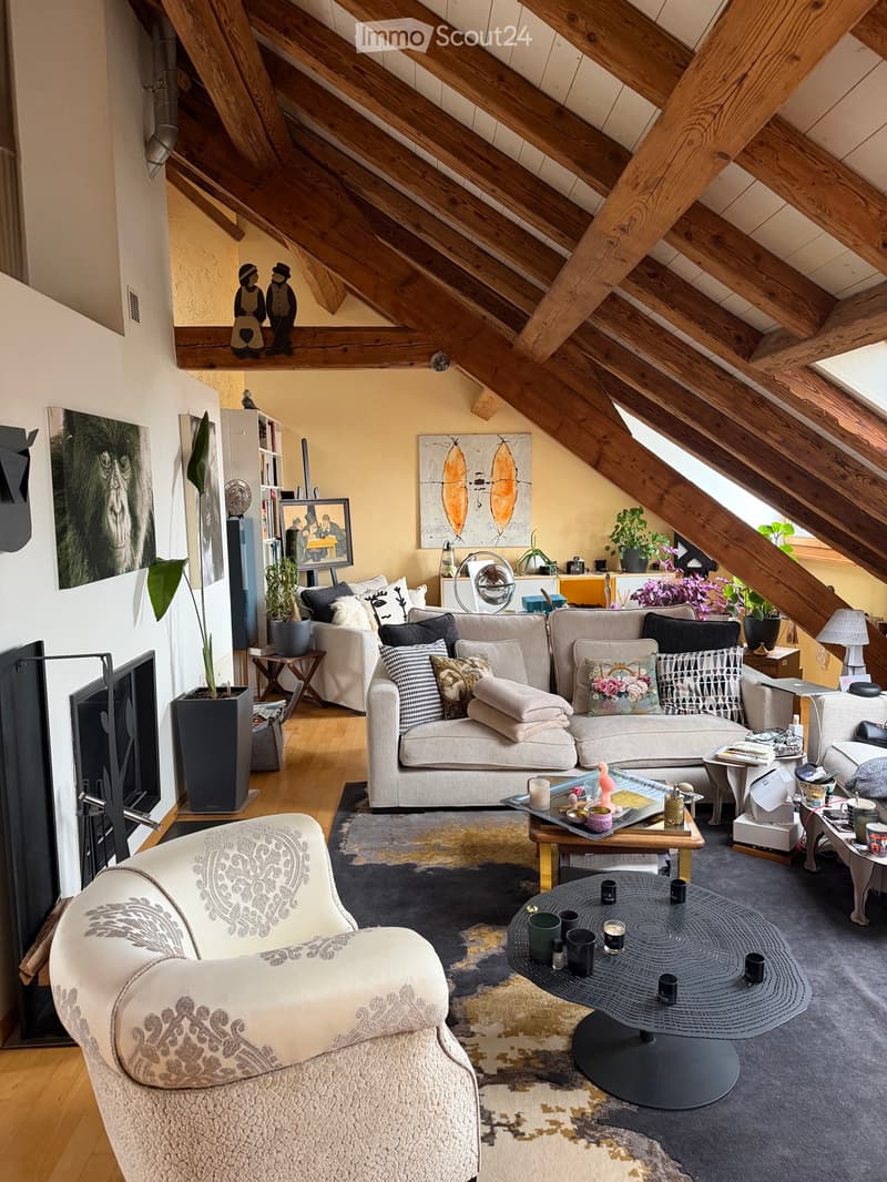 Appartement de caractère de 120 m² avec cheminée (1)