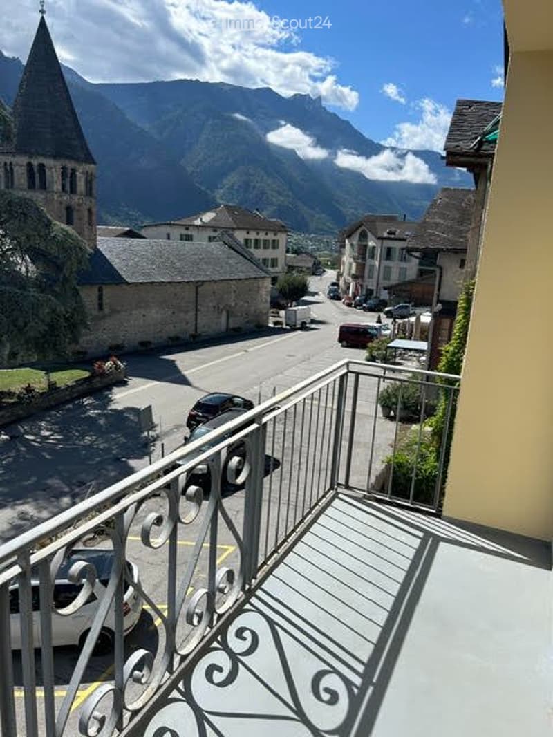 Appartement 2.5 pièces à St. Pierre de Clages avec balcon (10)