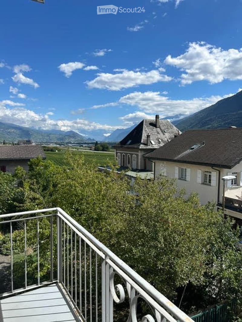 Appartement 2.5 pièces à St. Pierre de Clages avec balcon (11)