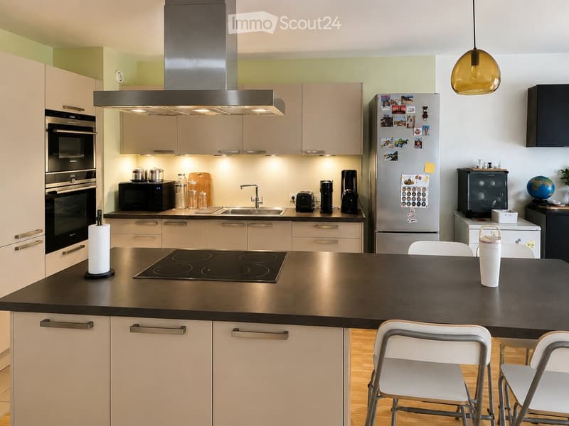 Spacious 3-bedroom apartment available for rent in Vernier (2)