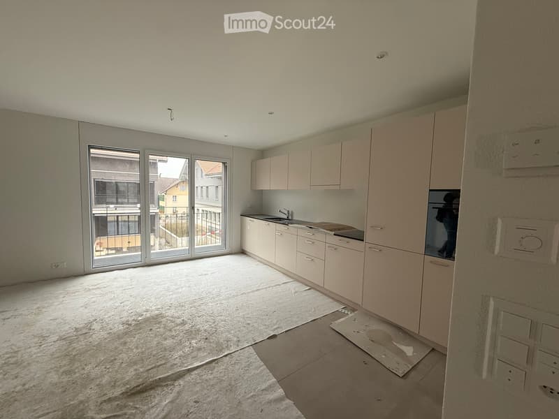 Neue 2,5-Zimmer-Wohnung mit Garten in Rapperswil BE (5)