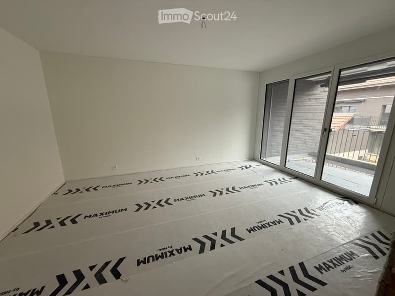Neue 2,5-Zimmer-Wohnung mit Garten in Rapperswil BE (2)