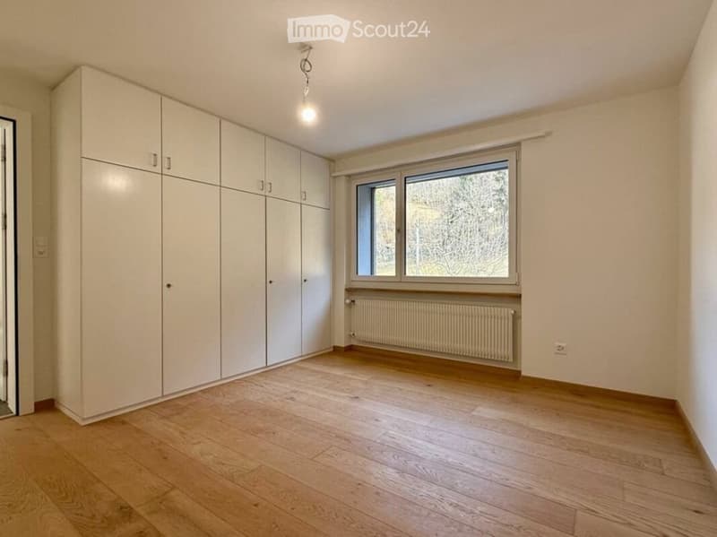 Charmante 4-Zimmer-Wohnung in Sils im Domleschg (4)