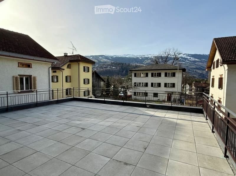 Charmante 4-Zimmer-Wohnung in Sils im Domleschg (5)