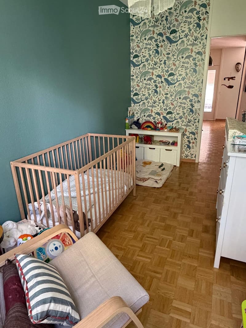 À louer Bel appartement de 6 pièces avec balcon et garage (2)