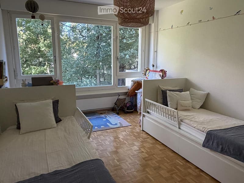 À louer Bel appartement de 6 pièces avec balcon et garage (3)