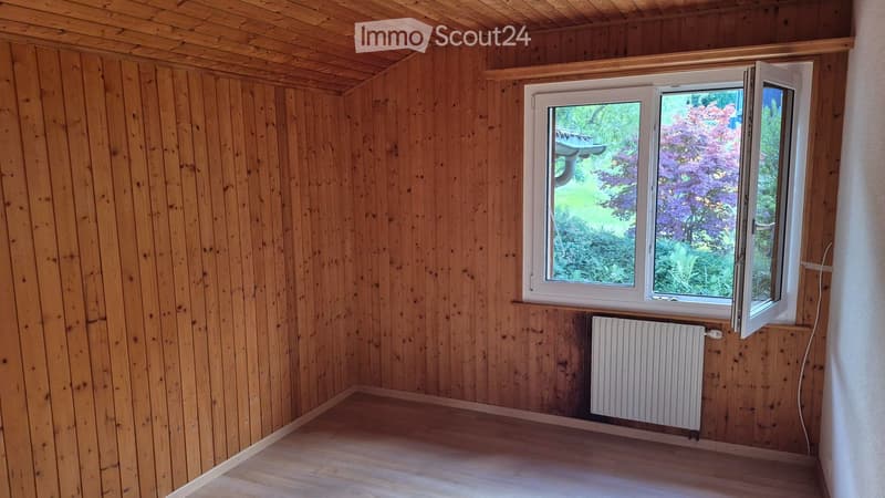 Spacieux appartement 3.5 pces au 1er étage sous les combles (5)