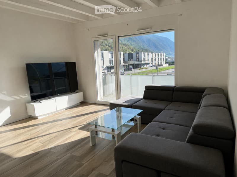 Appartement à louer 3,5 pièces 1500 .- à Saxon (1)
