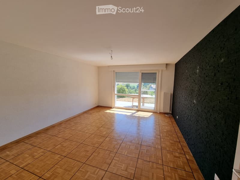 A louer de suite ou à convenir dans une villa familiale (4)