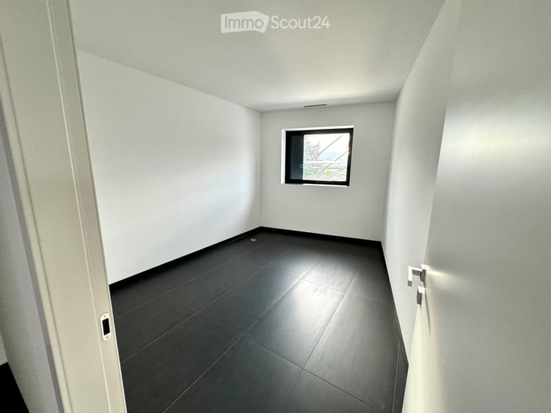 VACALLO: SPLENDIDO APPARTAMENTO CON RIFINITURE DI DESIGN (5)