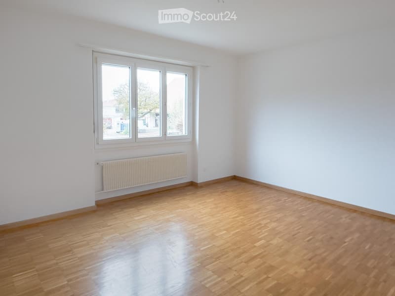 Oensingen : 5,5 Zimmer Wohnung, 110m2 ; 2.OG (4)