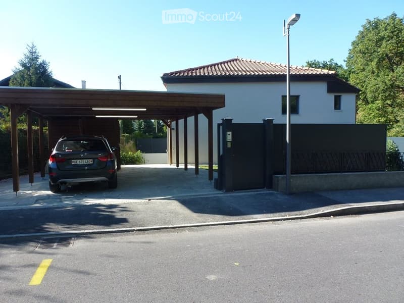 Appartement 5 pièces avec jardin dans villa à Veyrier (1)