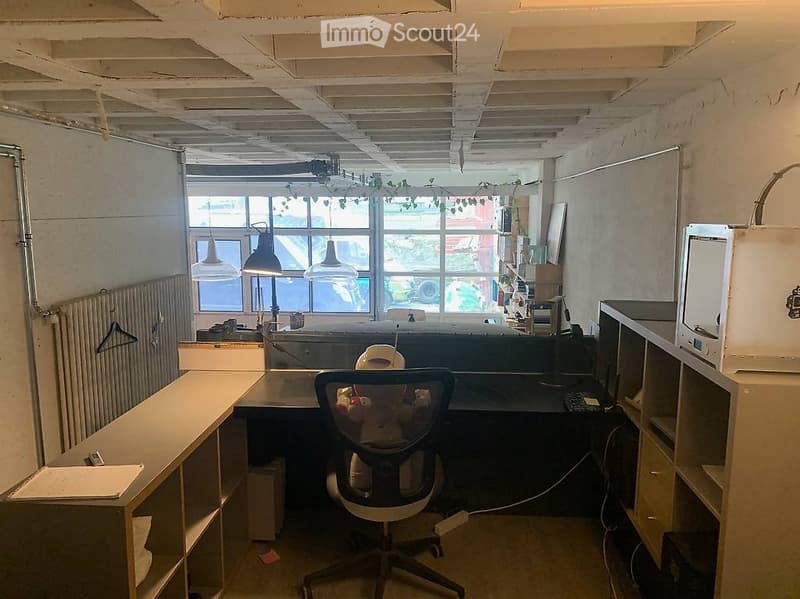 Place de bureau atypique en coworking CHF 400/mois (1)