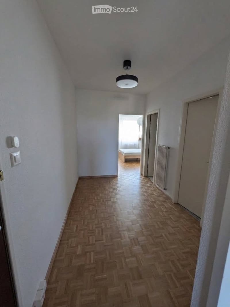Urgent - Appartement 3pcs à chatelaine + parking intérieur (4)