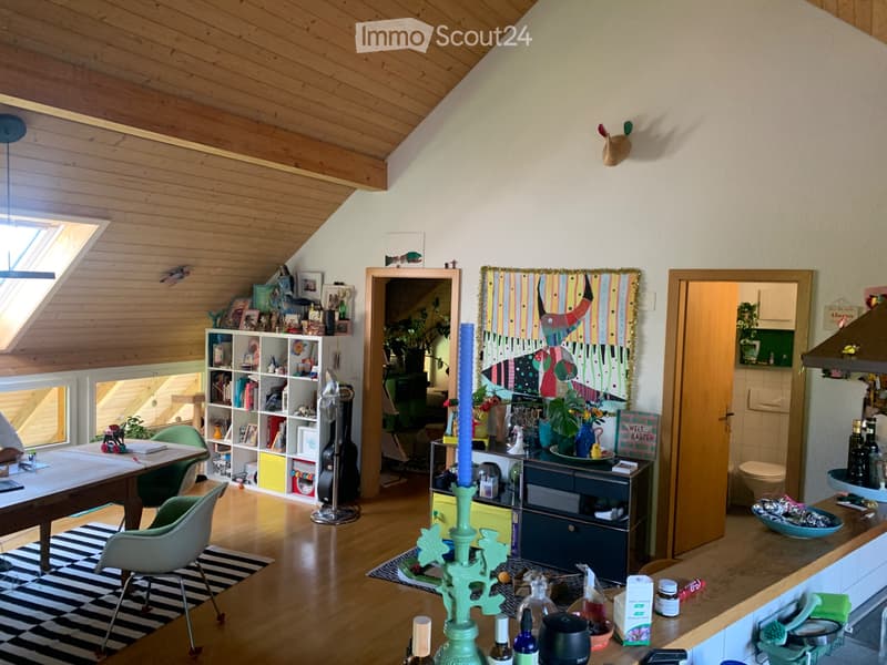 Suche Nachmieter in Bauernhof Dachwohnung 4 Zi und Galerie (2)