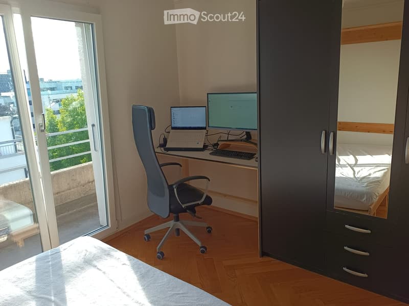 Chambre meublée avec balcon privatif à Renens CHF 720. TC (2)