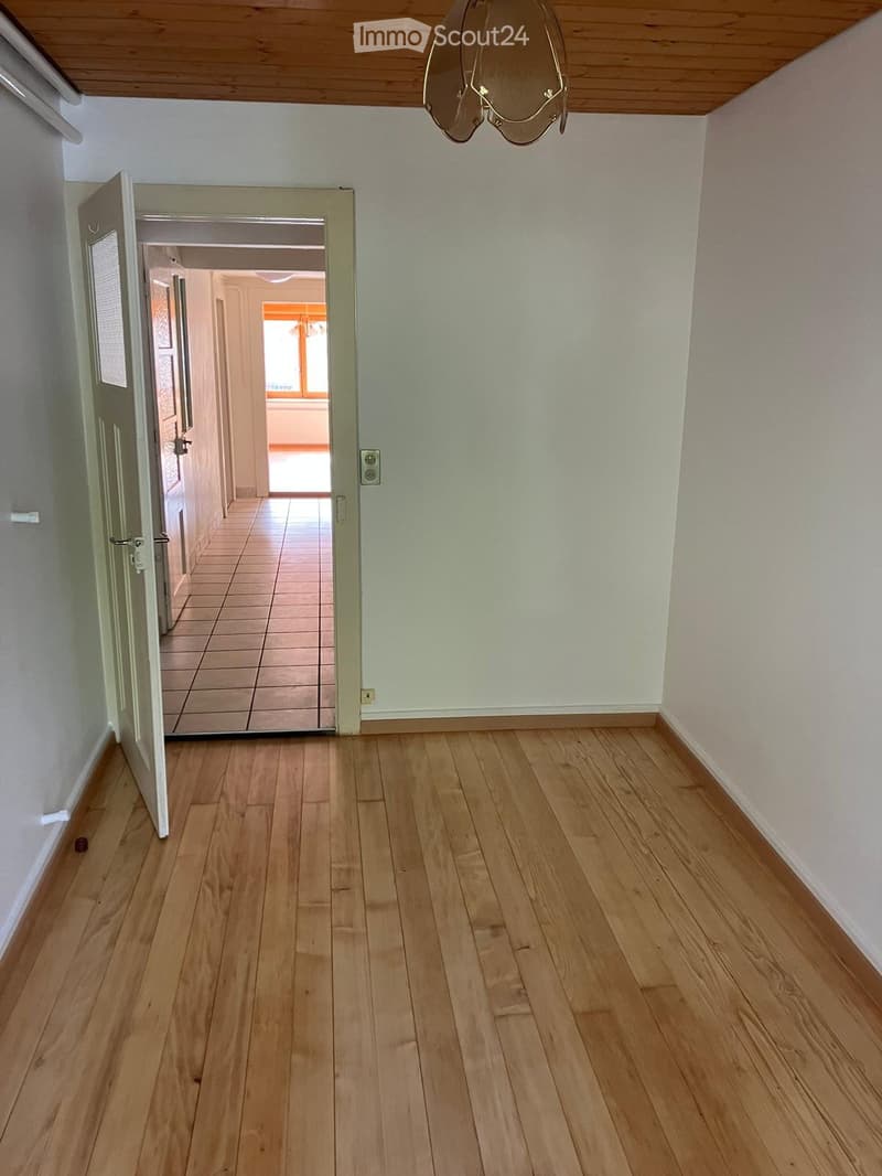 Appartement de 4 pièces à Cornaux  disponible immédiatement (2)