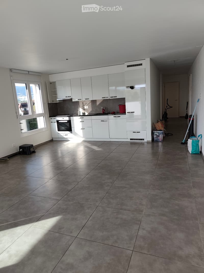 Appartement a lour , 3.5 pièces Yverdon (2)