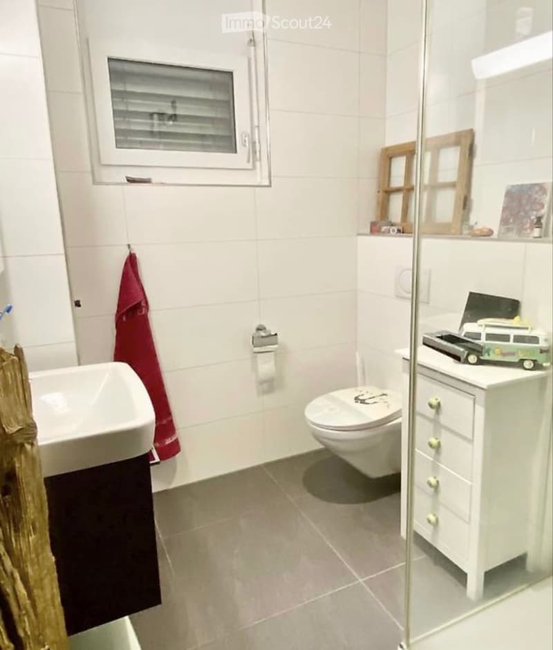 Murten, kleines, hübsches Zimmer zu vermieten (4)