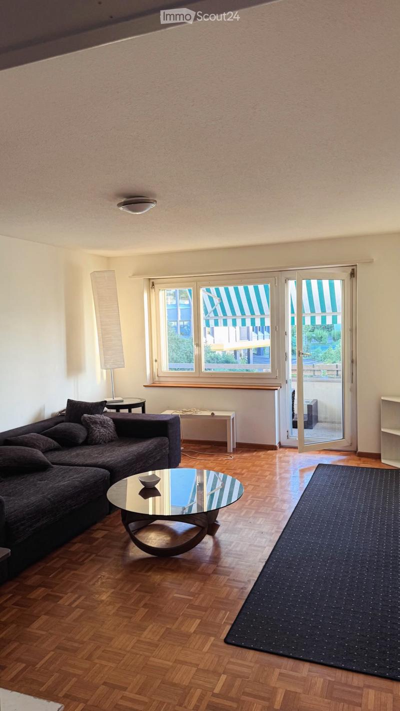 Zimmer in einer 5.5-Zimmer-Wohnung in Dübendorf zu vermieten (2)