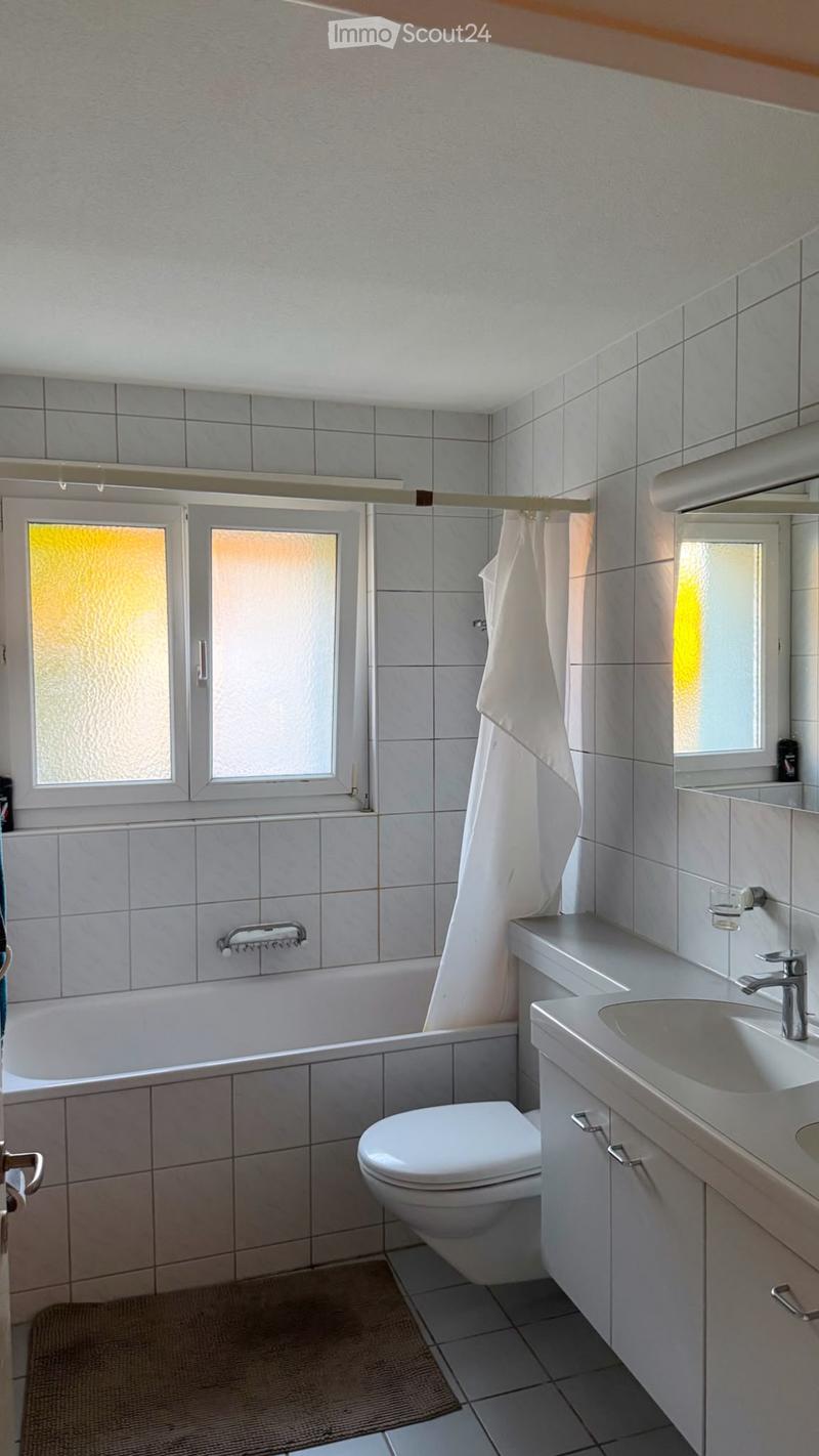 Zimmer in einer 5.5-Zimmer-Wohnung in Dübendorf zu vermieten (5)