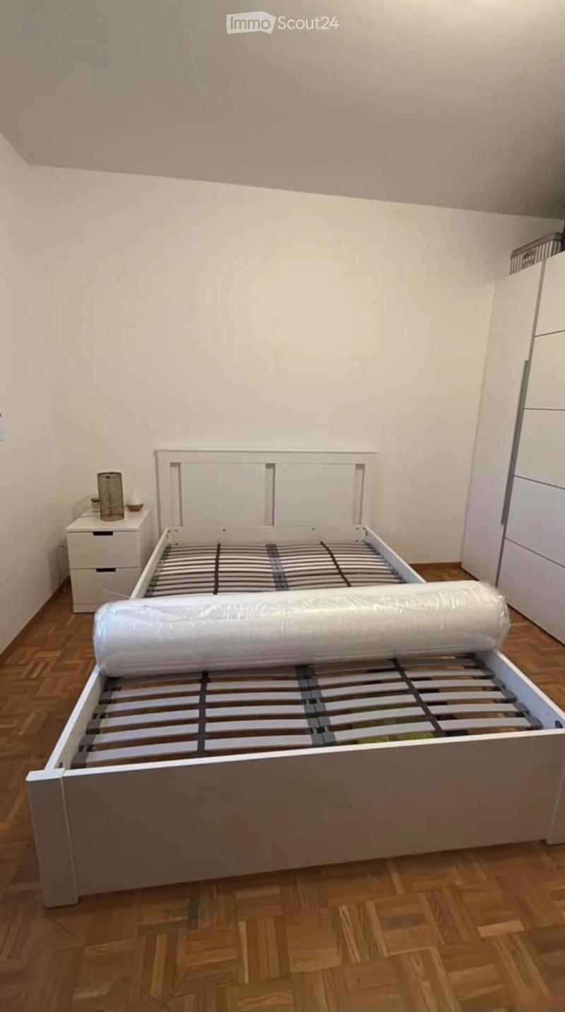 Jolie chambre à louer à Renens (2)