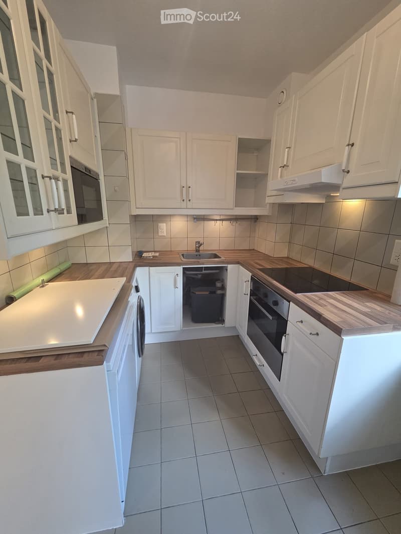 MEYRIN Lumineux appartement de 4 pièces (3)