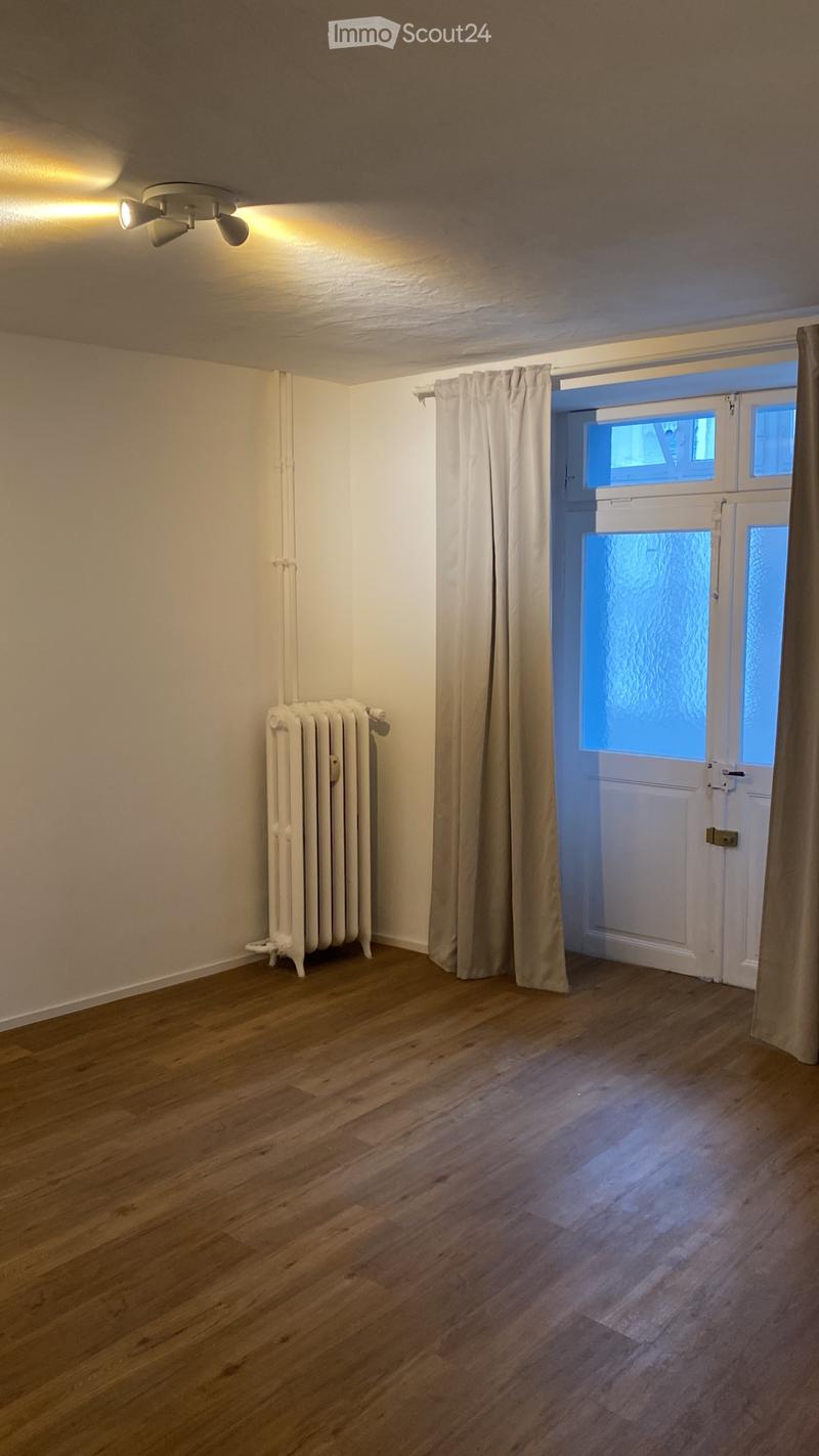 Grosse 3.5-Zimmer Altstadtwohnung mit Laube (5)