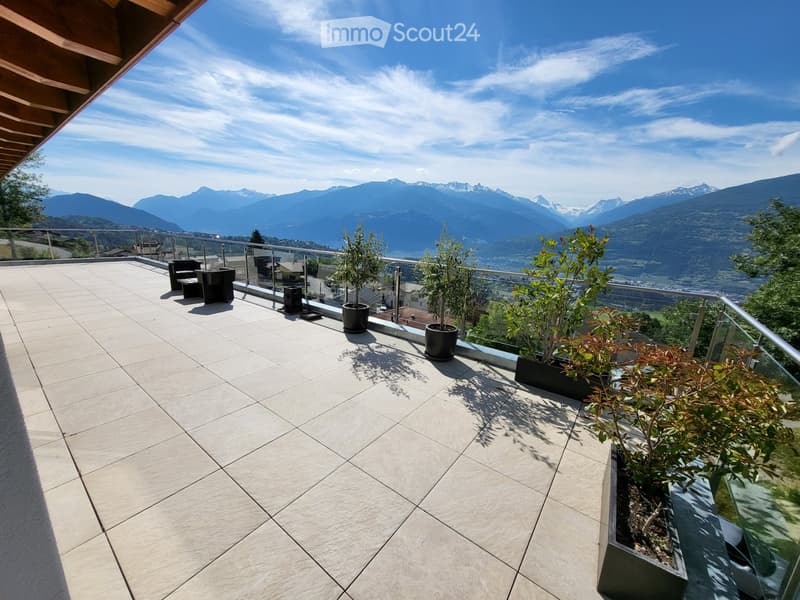 Attique en terrasse de 4.5 pièces à Monteiller/Savièse (1)