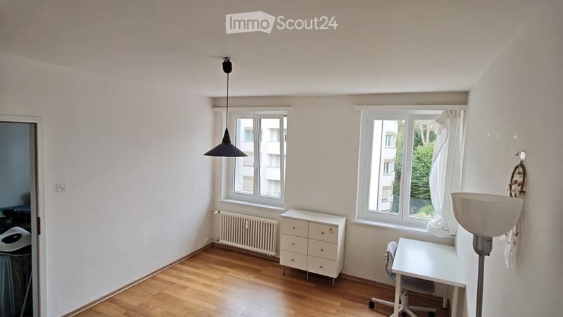 Zur Nachmiete: Schöne 2-Zimmer-Wohnung in Allschwil (2)