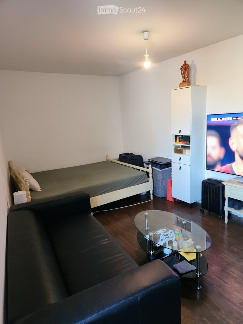 Chambre meublée à louer (1)