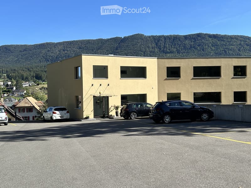 Reconvilier, appartement protégé 3,5 pièces, dès novembre (4)