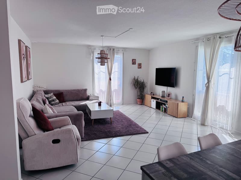 Appartement de 4.5 pièces, 120m2, lumineux avec balcon (1)