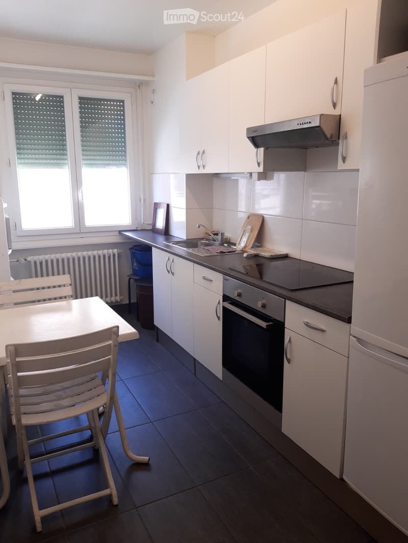 chambre meublée, proche du lac, eaux-vives, pour 1 salarié (3)