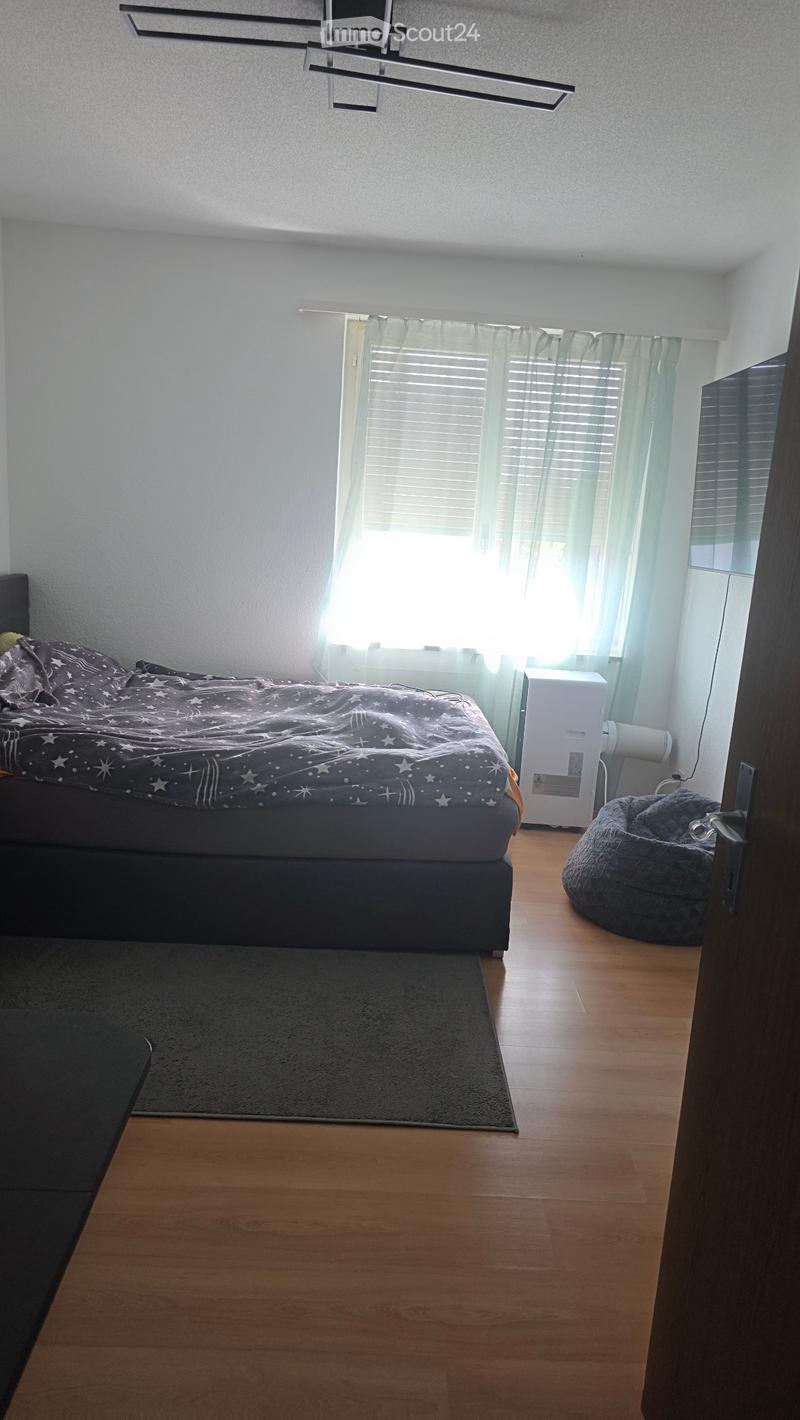 Nachmieter für 4,5-Zimmer-Wohnung ab 1. November gesucht (1)
