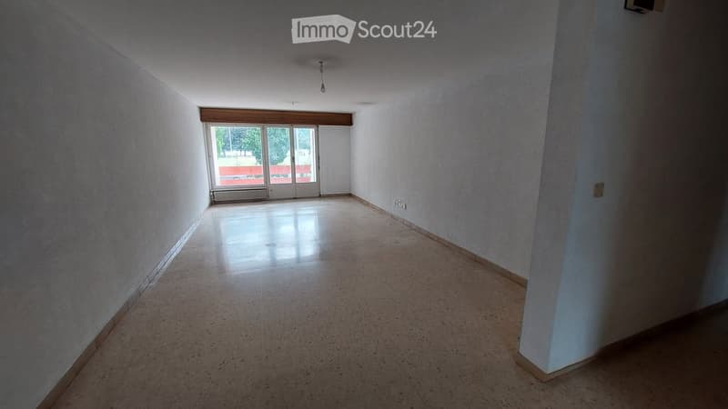 À louer  Bel appartement 4½ pièces à Sion (111 m²) rénové (2)