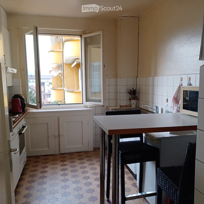 Chambre spacieuse à sous-louer 1er octobre (6)