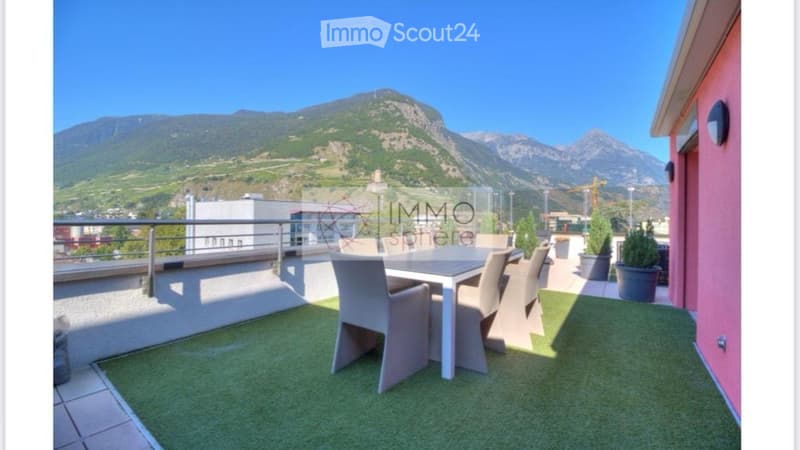Attique (Charges comprises) / Bureau / Loft / Appartement (3)