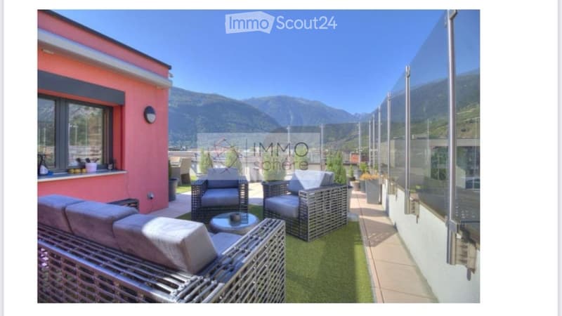 Attique (Charges comprises) / Bureau / Loft / Appartement (2)