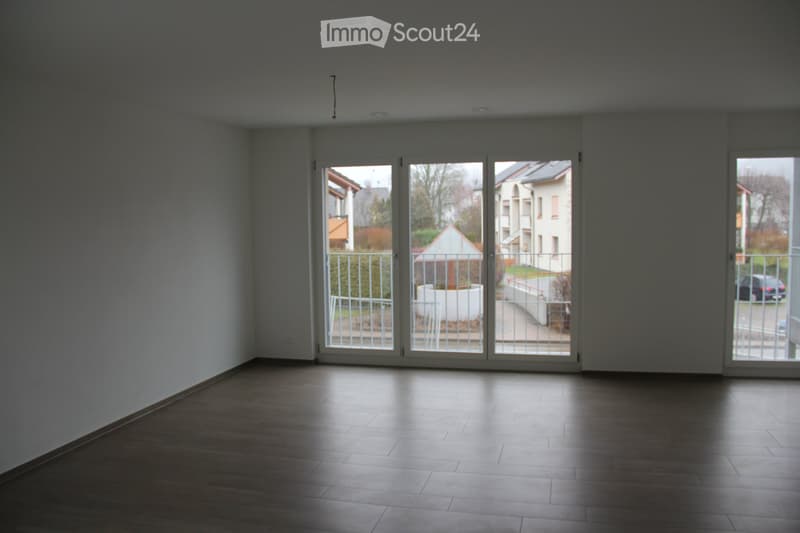 Charmante & helle 2.5-Zimmer-Wohnung in Embrach zu vermieten (3)