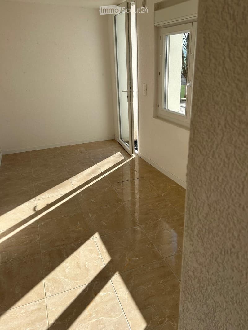 Appartement 4 pièces avec terrasse et jardinet Courtedoux (4)