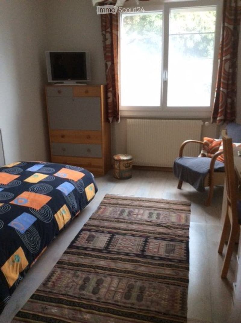 Chambre indépendante meublée (1)