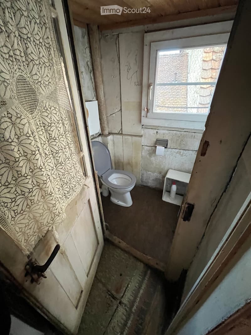Altbauwohnung in der Bieler Altstadt (5)