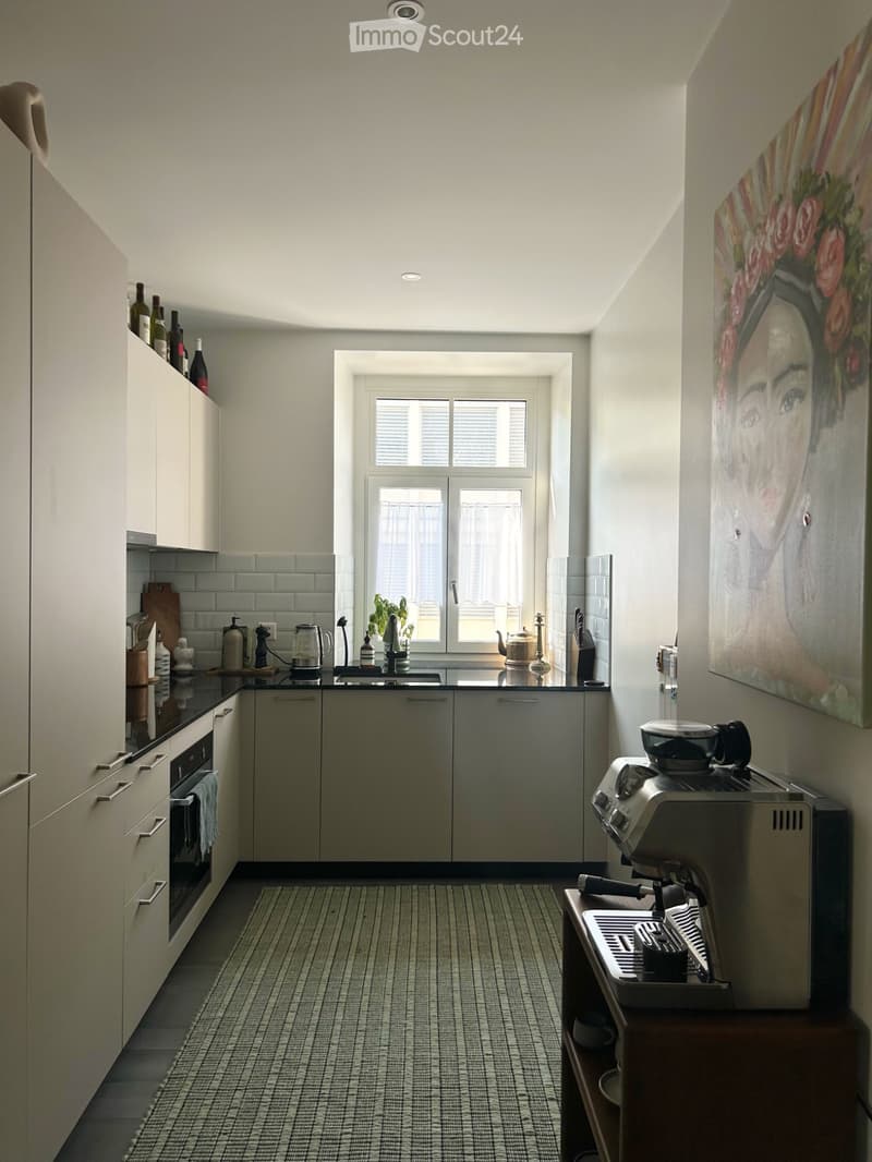 Unique appartement de 5 pièces au centre-ville de Neuchâtel (4)